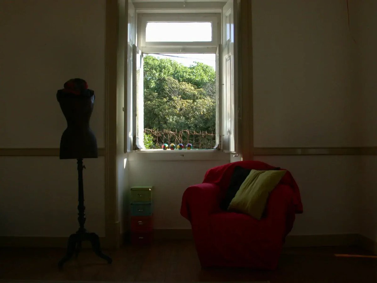 HDRI_Sample_Scene_Window_-_05
